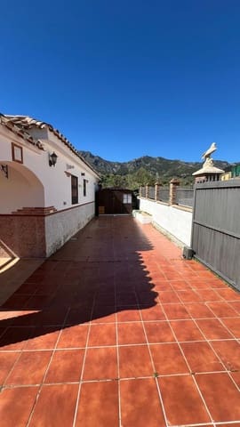 4 soverom Villa til salgs i Carratraca med svømmebasseng garasje - € 350 000 (Ref: 9763470)