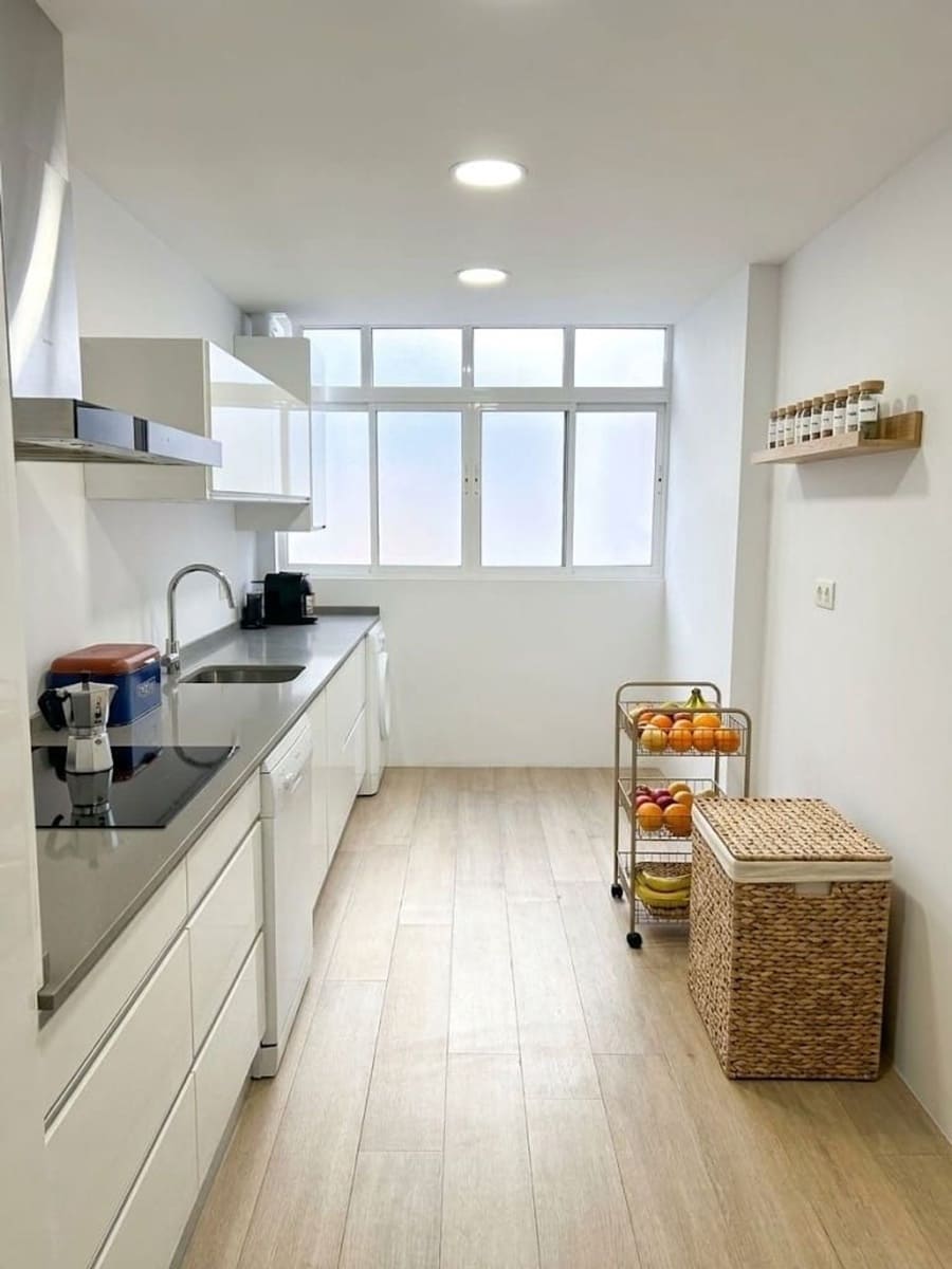 3 soverom Leilighet til salgs i Malaga by med svømmebasseng garasje - € 515 000 (Ref: 9777674)