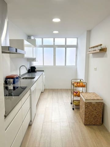 3 soverom Leilighet til salgs i El Romeral, Málaga by med svømmebasseng garasje - € 515 000 (Ref: 9777674)