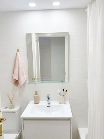 3 soverom Leilighet til salgs i El Romeral, Málaga by med svømmebasseng garasje - € 515 000 (Ref: 9777674)