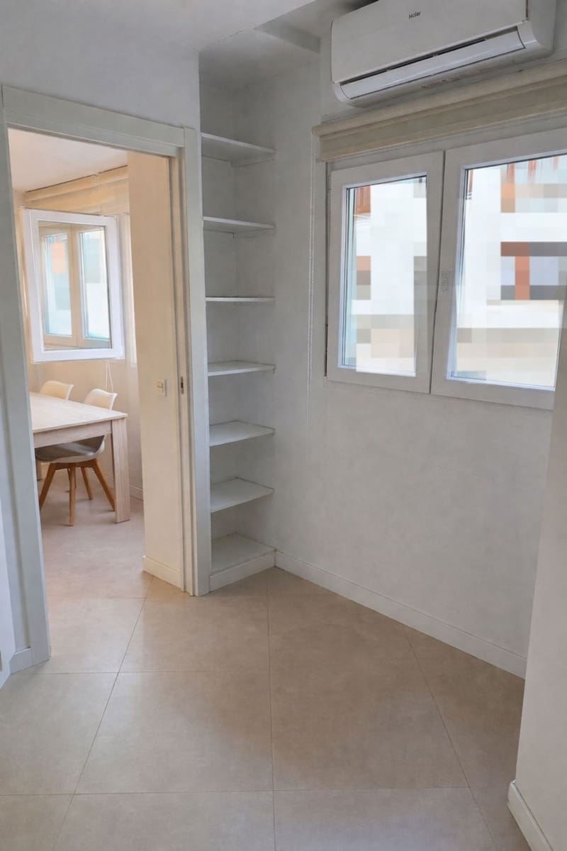1 sovrum Lägenhet att hyra i Malaga stad med garage - 1 200 € (Ref: 9777675)