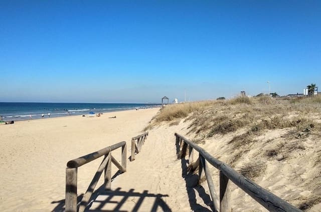 Hotel for sale in Los Caños de Meca, Barbate - € 8,500,000 (Ref: 9777678)