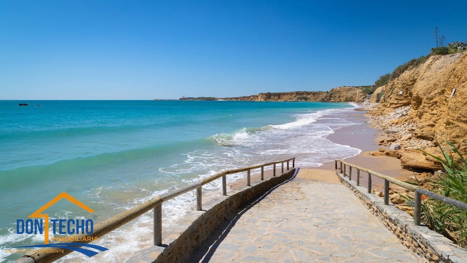 Hotel for sale in Los Canos de Meca - € 8,500,000 (Ref: 9777678)