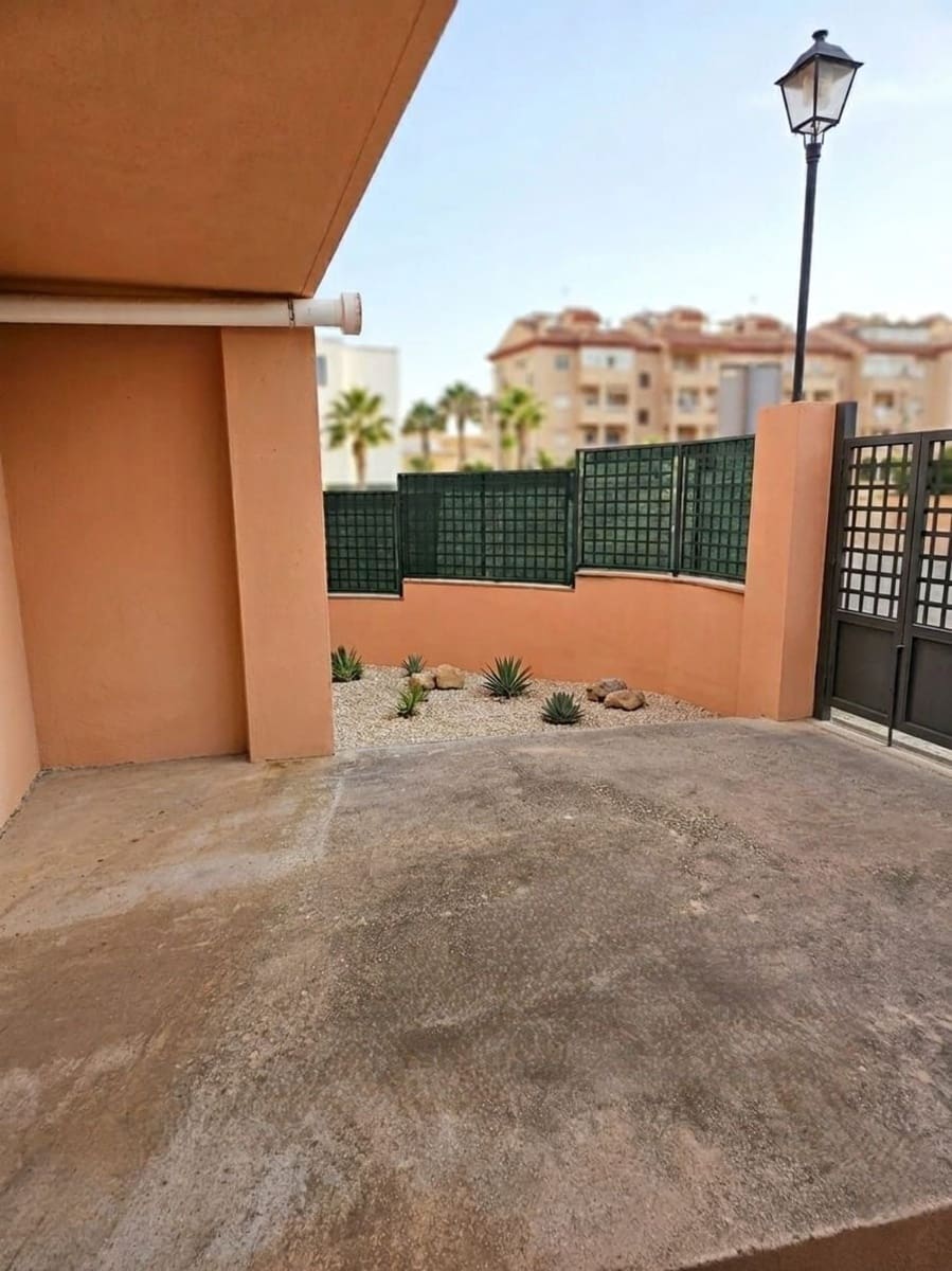 3 sypialnia Dom do wynajęcia w Benajarafe z garażem - 2 250 € (Ref: 9780006)