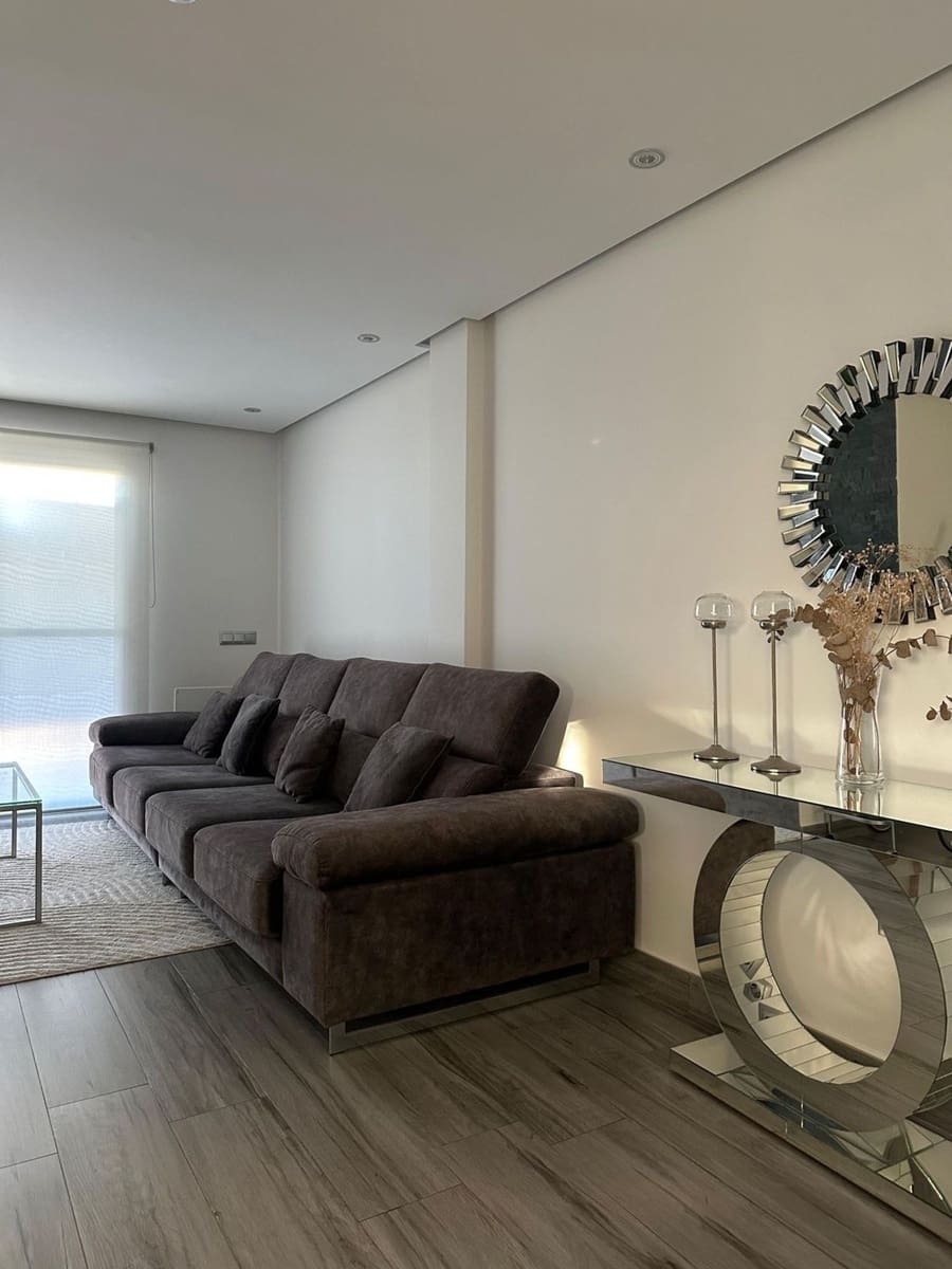 2 soveværelse Lejlighed til leje i Rincon de la Victoria med swimmingpool garage - € 1.400 (Ref: 9784955)