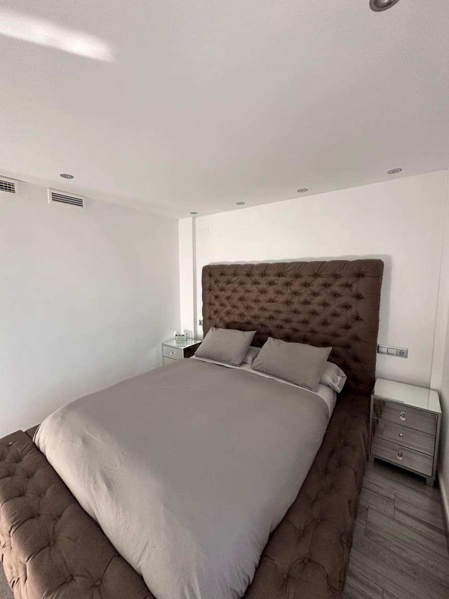 2 soveværelse Lejlighed til leje i Rincon de la Victoria med swimmingpool garage - € 1.400 (Ref: 9784955)