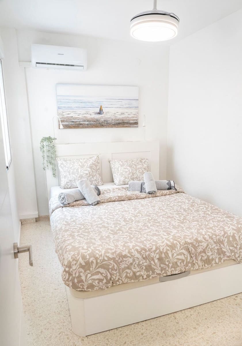 1 bedroom Apartment for rent in La Cala del Moral with pool garage - € 1,170 (Ref: 9784957)