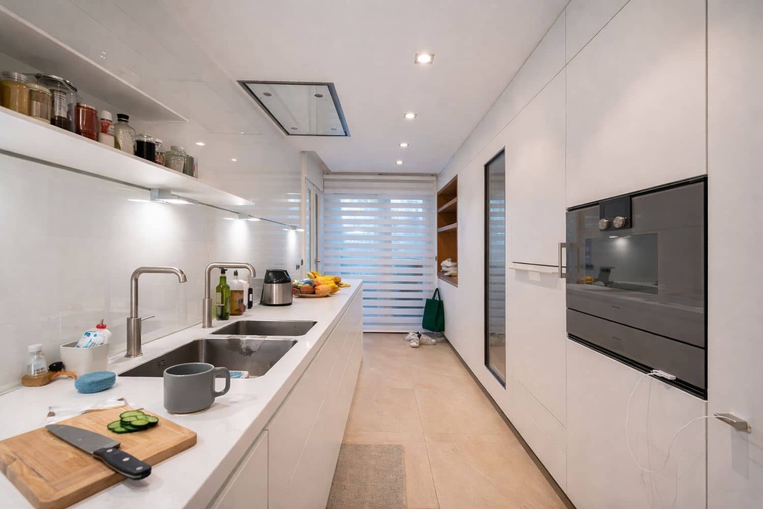 2 sypialnia Apartament na sprzedaż w Estepona z basenem garażem - 1 295 000 € (Ref: 9784958)