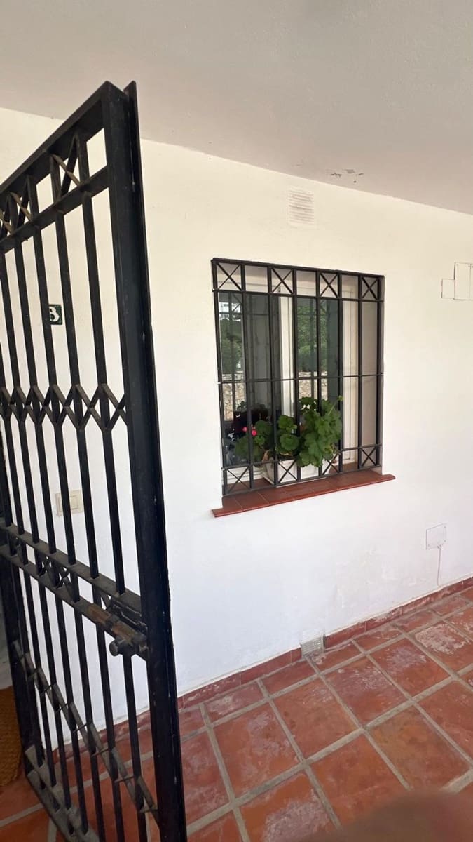 2 bedroom Apartment for sale in Torremolinos with pool garage - € 299,000 (Ref: 9784959)