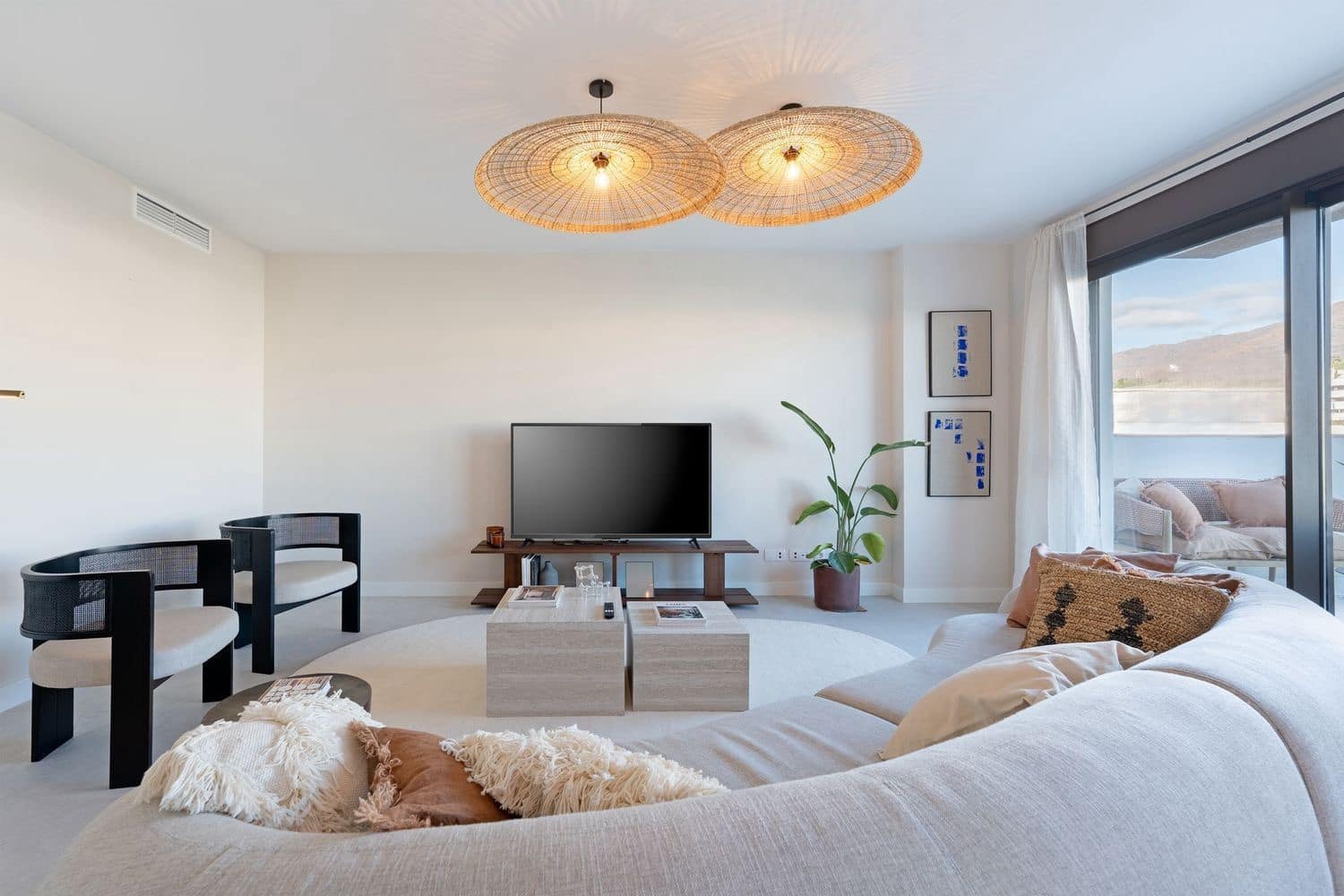 3 soverom Leilighet til salgs i Estepona med svømmebasseng garasje - € 895 000 (Ref: 9784960)