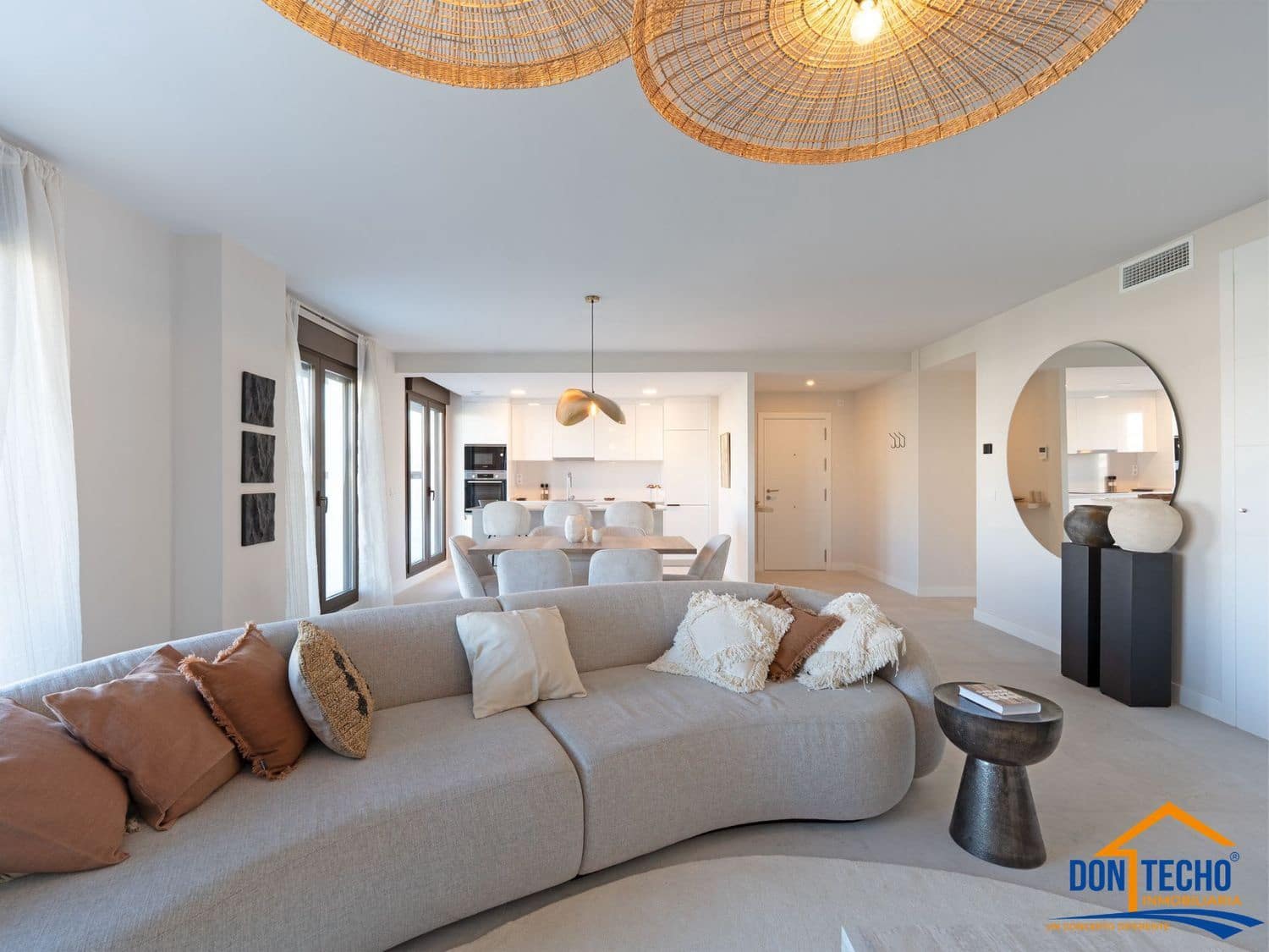 3 soverom Leilighet til salgs i Estepona med svømmebasseng garasje - € 895 000 (Ref: 9784960)