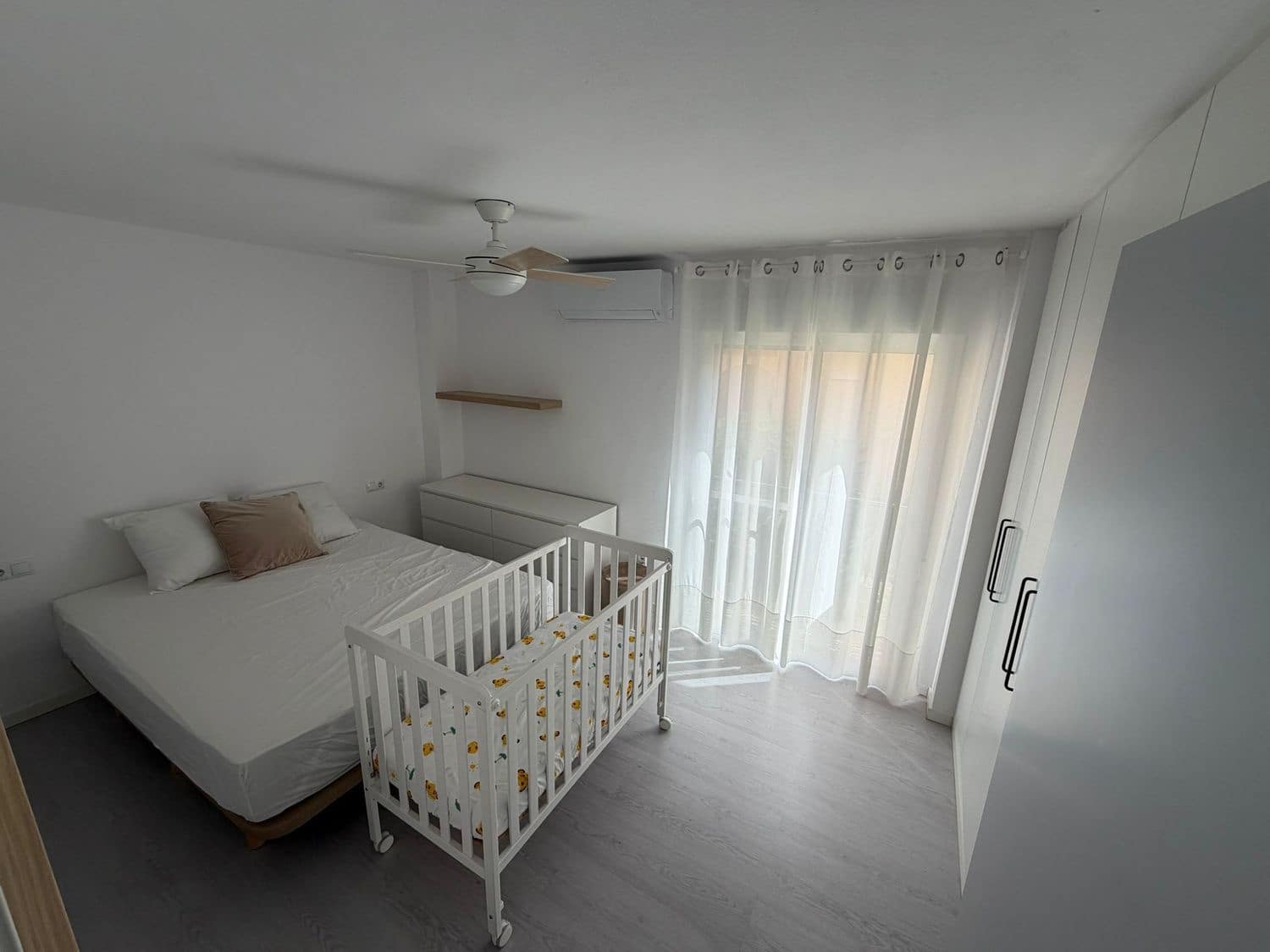 3 makuuhuone Huoneisto myytävänä paikassa Las Lagunas de Mijas mukana uima-altaan 
autotalli - 325 000 € (Ref: 9784961)