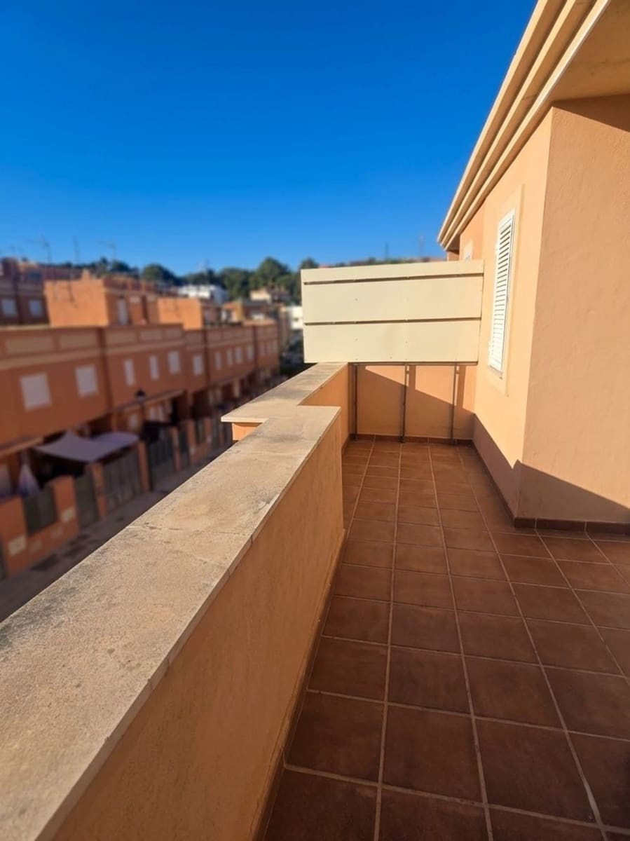 3 bedroom Townhouse for rent in Benajarafe with pool garage - € 2,250 (Ref: 9784964)