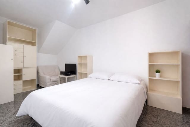 5 soveværelse Byhus til salg i Canillas de Aceituno med garage - € 169.000 (Ref: 9788089)