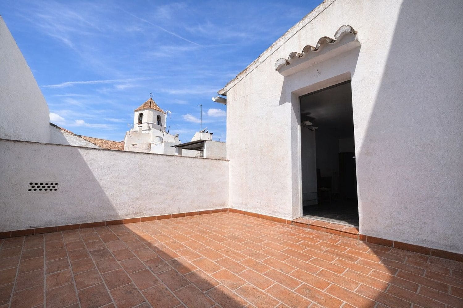 5 bedroom Townhouse for sale in Canillas de Aceituno with garage - € 169,000 (Ref: 9788089)