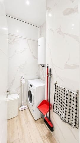 Apartamento para venda em Los Boliches , Fuengirola com garagem - 225 000 € (Ref: 9793907)