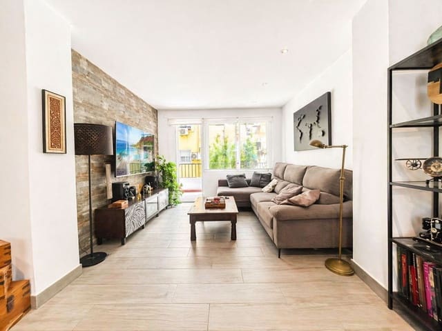 2 soverom Leilighet til salgs i Segalerva, Málaga by med garasje - € 297 000 (Ref: 9793909)