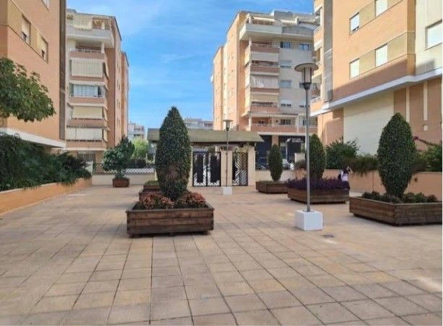 4 makuuhuone Huoneisto myytävänä paikassa Malaga kaupunki mukana uima-altaan 
autotalli - 700 000 € (Ref: 9798543)