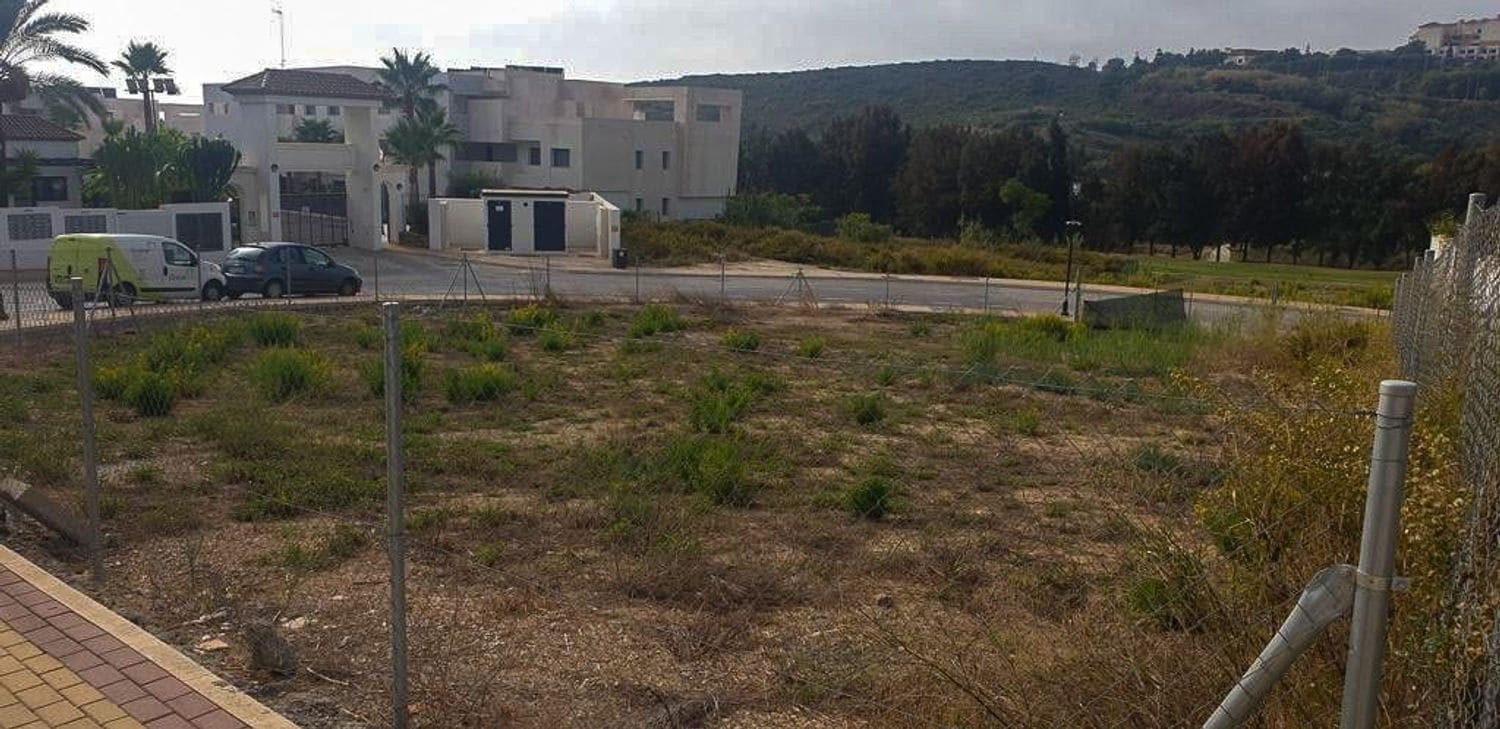 Grunde uden byggetilladelser til salg i Casares - € 292.000 (Ref: 9800312)