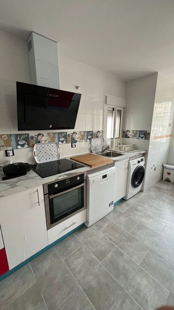 3 soverom Leilighet til salgs i Torremolinos med garasje - € 345 000 (Ref: 9801048)