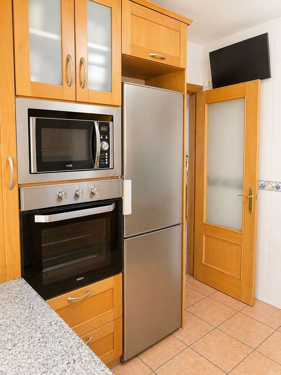 5 Zimmer Haus zu verkaufen in Malaga Stadt mit Pool Garage - 497.000 € (Ref: 9806151)