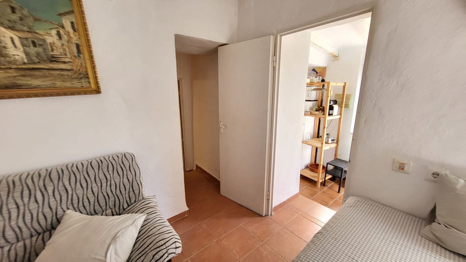 2 bedroom Finca/Country House for rent in Almogia with garage - € 400 (Ref: 9806152)