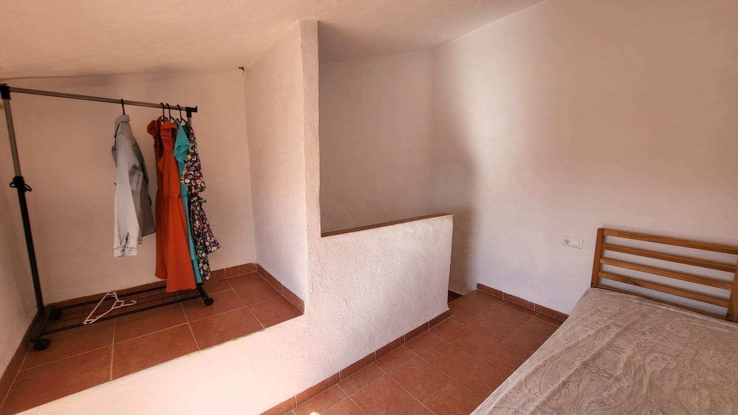 2 bedroom Finca/Country House for rent in Almogia with garage - € 400 (Ref: 9806152)