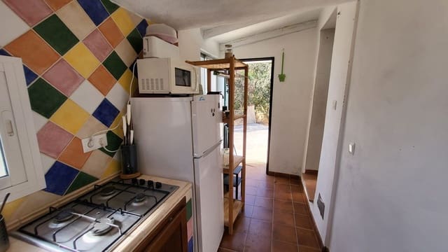 2 bedroom Finca/Country House for rent in Almogía with garage - € 400 (Ref: 9806152)