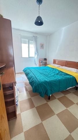 4 bedroom Apartment for sale in Sierra de Estepona - Avda. de Andalucía, Estepona with garage - € 360,000 (Ref: 9810934)