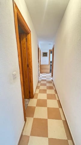 4 bedroom Apartment for sale in Sierra de Estepona - Avda. de Andalucía, Estepona with garage - € 360,000 (Ref: 9810934)