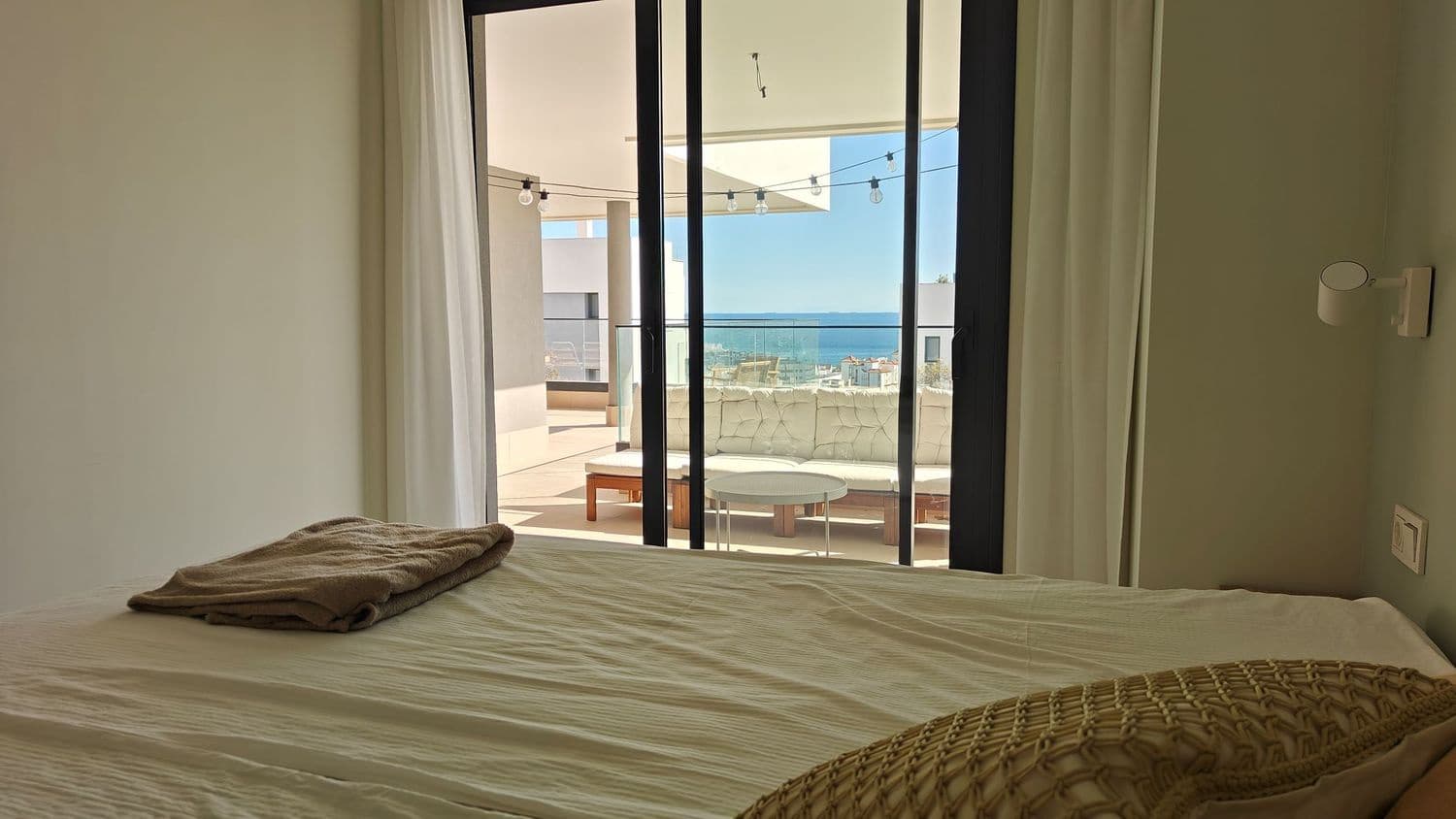 4 Zimmer Apartment zu verkaufen in Estepona mit Pool Garage - 885.000 € (Ref: 9812940)