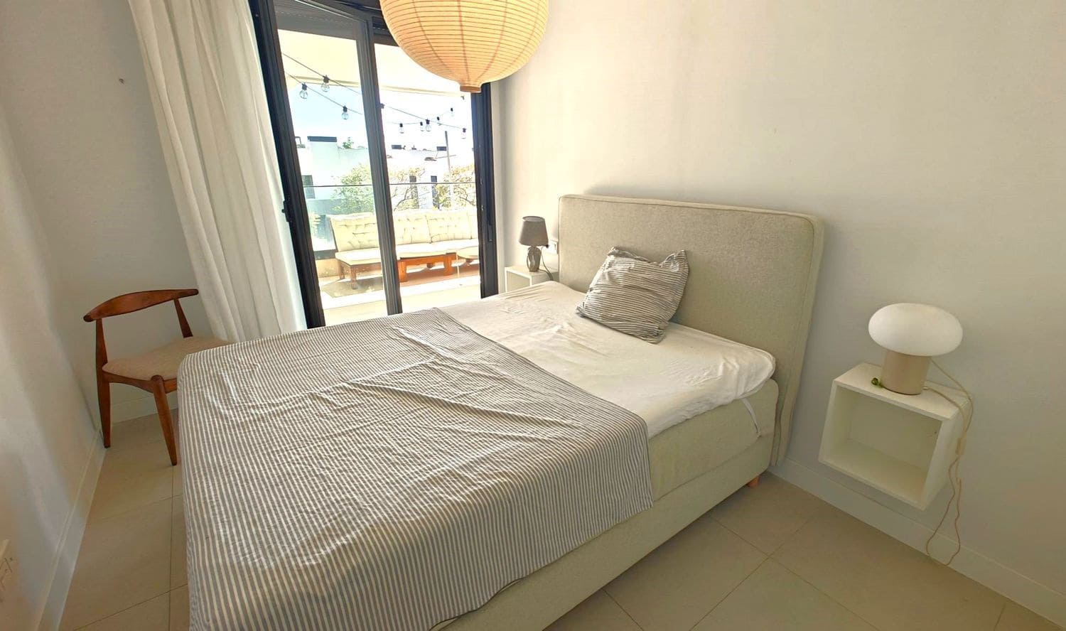 4 Zimmer Apartment zu verkaufen in Estepona mit Pool Garage - 885.000 € (Ref: 9812940)