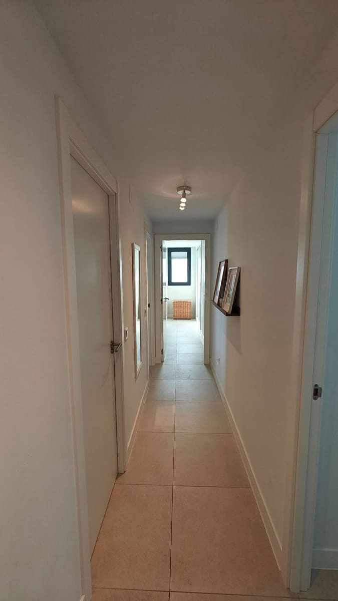4 Zimmer Apartment zu verkaufen in Estepona mit Pool Garage - 885.000 € (Ref: 9812940)