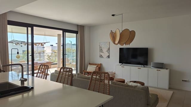 4 Zimmer Apartment zu verkaufen in Huerta Nueva, Estepona mit Pool Garage - 885.000 € (Ref: 9812940)