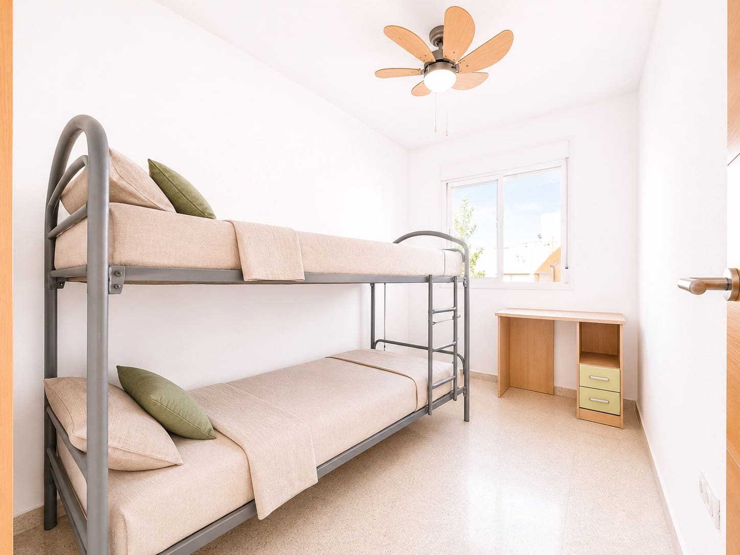 2 chambre Appartement à vendre à Torrox avec piscine garage - 235 000 € (Ref: 9823588)