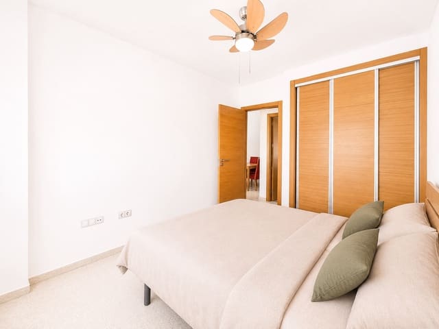 2 chambre Appartement à vendre à Torrox Pueblo, Torrox avec piscine garage - 235 000 € (Ref: 9823588)
