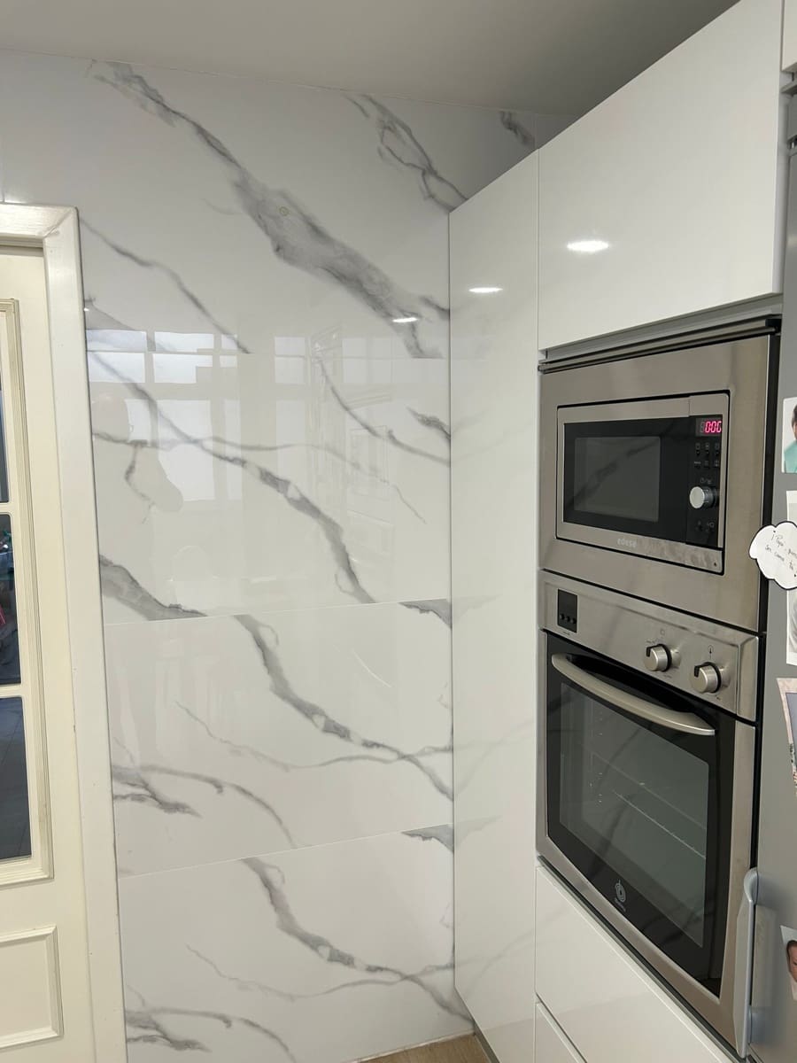 3 sypialnia Apartament na sprzedaż w Miasto Malaga z basenem garażem - 500 000 € (Ref: 9823768)