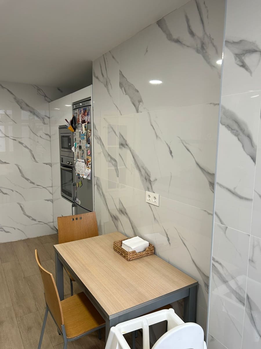 3 sypialnia Apartament na sprzedaż w Miasto Malaga z basenem garażem - 500 000 € (Ref: 9823768)