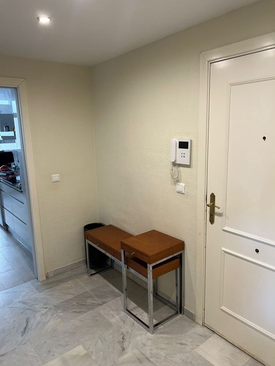 3 sypialnia Apartament na sprzedaż w Miasto Malaga z basenem garażem - 500 000 € (Ref: 9823768)