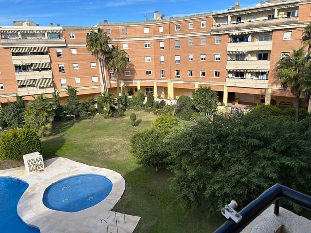 3 sypialnia Apartament na sprzedaż w El Romeral, Miasto Málaga z basenem garażem - 500 000 € (Ref: 9823768)
