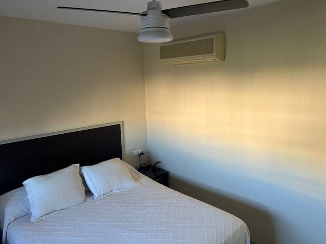 3 sypialnia Apartament na sprzedaż w El Romeral, Miasto Málaga z basenem garażem - 500 000 € (Ref: 9823768)