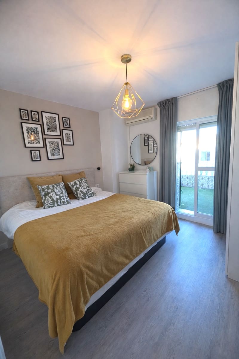 2 bedroom Villa for sale in Rincon de la Victoria with pool - € 420,000 (Ref: 9827993)