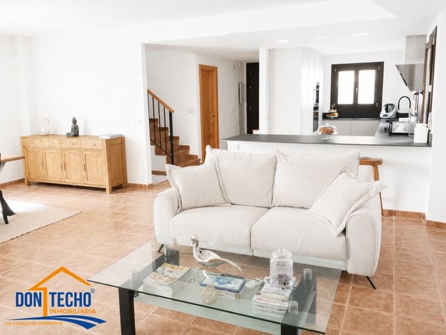 3 sovrum Villa till salu i Paraiso - Barronal, Estepona med pool garage - 749 000 € (Ref: 9832261)
