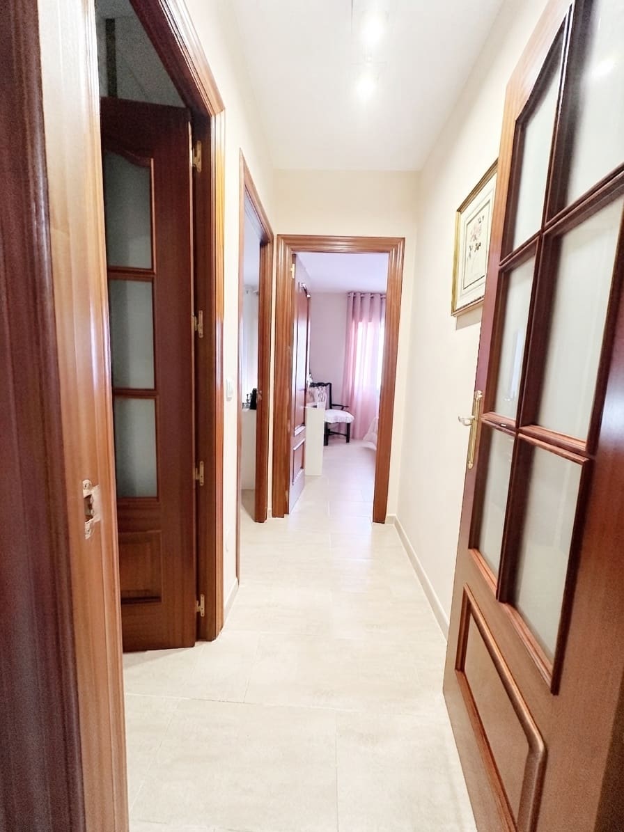 Apartamento de 3 habitaciones en Estepona en venta - 425.000 € (Ref: 9834199)
