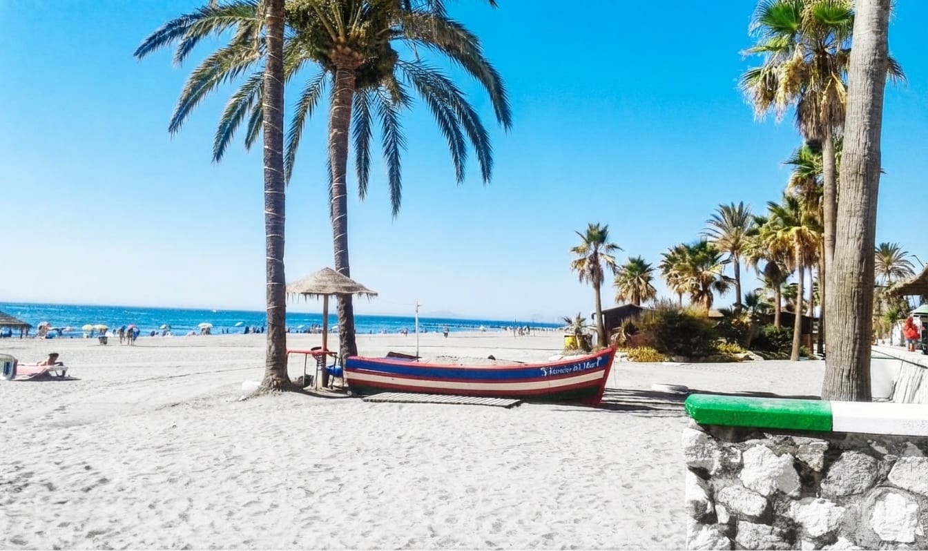Apartamento de 3 habitaciones en Estepona en venta - 425.000 € (Ref: 9834199)