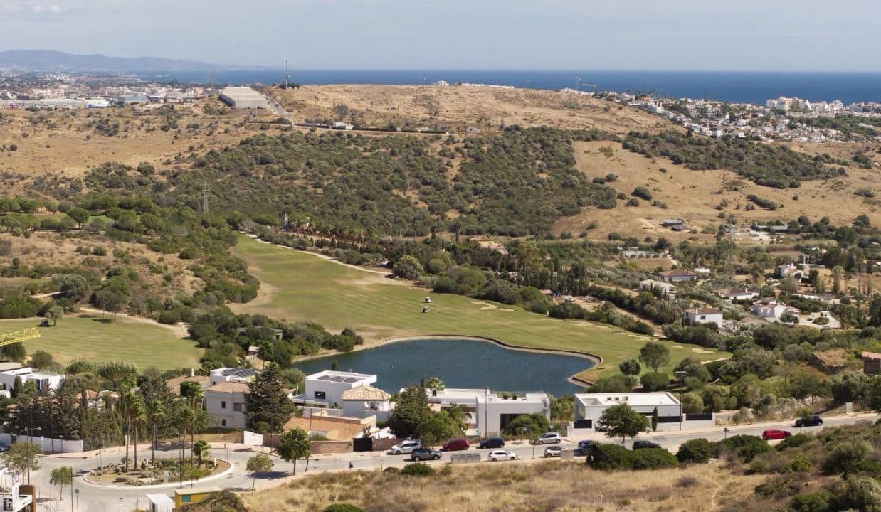 Terre non Aménagée à vendre à Estepona - 330 000 € (Ref: 9834292)