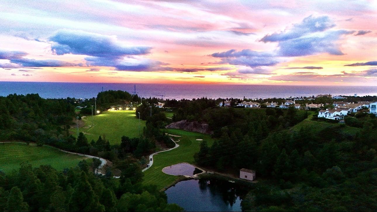 Terre non Aménagée à vendre à Estepona - 330 000 € (Ref: 9834292)