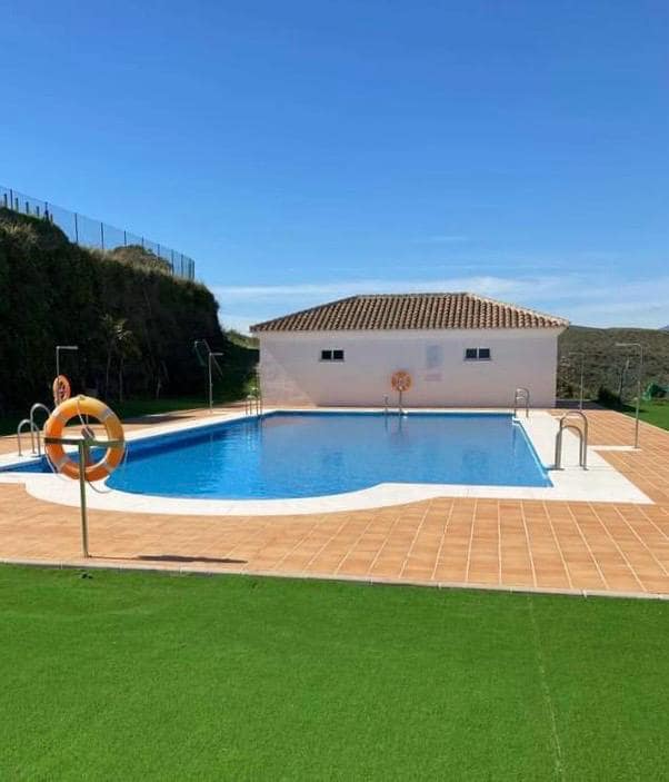 3 chambre Penthouse à vendre à Manilva avec piscine - 285 000 € (Ref: 9834724)