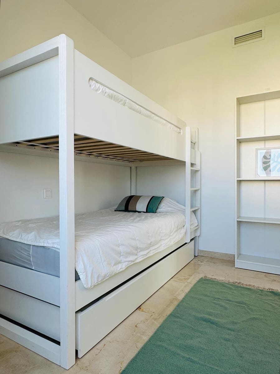 3 chambre Penthouse à vendre à Manilva avec piscine - 285 000 € (Ref: 9834724)