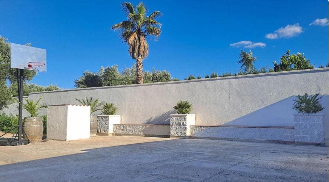 5 soveværelse Finca/Landehus til salg i Atarfe med swimmingpool garage - € 450.000 (Ref: 9834889)